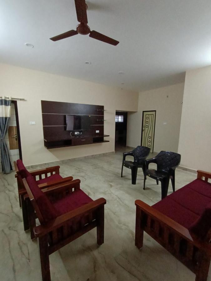 Doctor's Homestay Tiruvannamalai Luaran gambar
